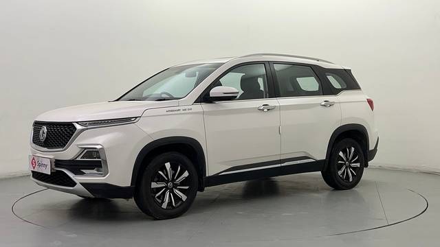 https://images10.gaadi.com/usedcar_image/4543352/original/80e486f1b147e1a7e5207f851accb271.JPG?imwidth=6400