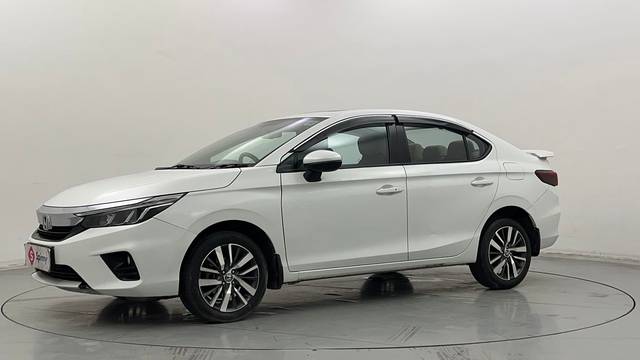 https://images10.gaadi.com/usedcar_image/4543354/original/4a2897e11b680443aa3c6d0bbb8ccacb.JPG?imwidth=6400