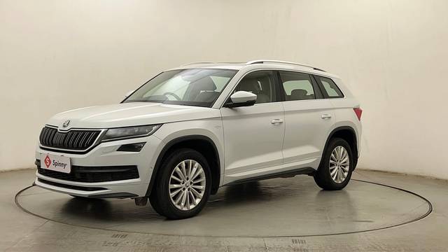 https://images10.gaadi.com/usedcar_image/4543375/original/1af07caa0e0097ce8b1f3404ba9112f0.JPG?imwidth=6400
