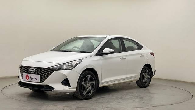 https://images10.gaadi.com/usedcar_image/4543397/original/9ed089e3a895176415b07110c10348d1.JPG?imwidth=6400