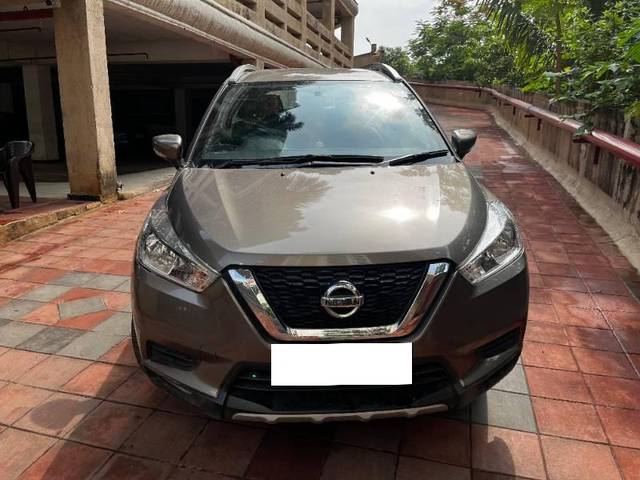 https://images10.gaadi.com/usedcar_image/4543424/original/processed_c916795e-d1fb-4f17-9a53-99f84bcfd045.jpg?imwidth=6400