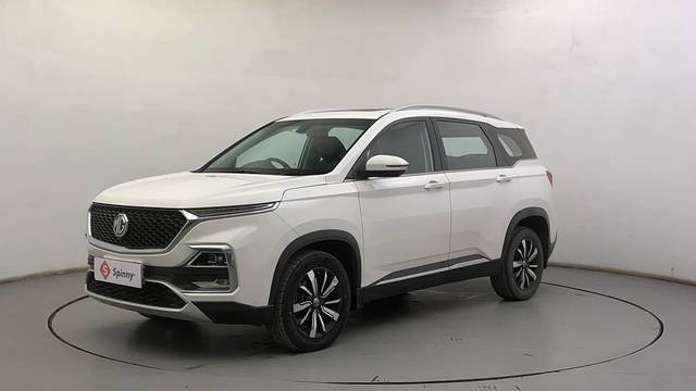 https://images10.gaadi.com/usedcar_image/4543446/original/7c2b97bb51ff514e33ef44efe00ab88c.JPG?imwidth=6400