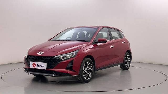 https://images10.gaadi.com/usedcar_image/4543451/original/ad51d51fb29f8649c96a13bcd4bb37bf.JPG?imwidth=6400