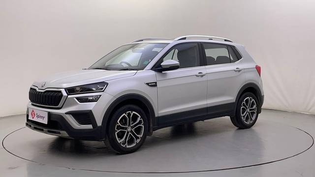 https://images10.gaadi.com/usedcar_image/4543458/original/cd480b3c4606239cb6e55397beeb4be1.JPG?imwidth=6400