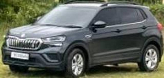 https://images10.gaadi.com/usedcar_image/4543488/original/processed_ced867d3-4c96-41e4-932b-3cb609be387d.jpeg?imwidth=6400