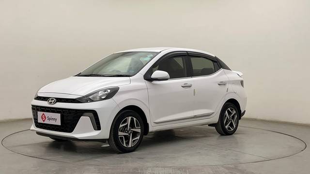 https://images10.gaadi.com/usedcar_image/4543498/original/d9ae1ea987cffc293cbdcdbddd758398.JPG?imwidth=6400