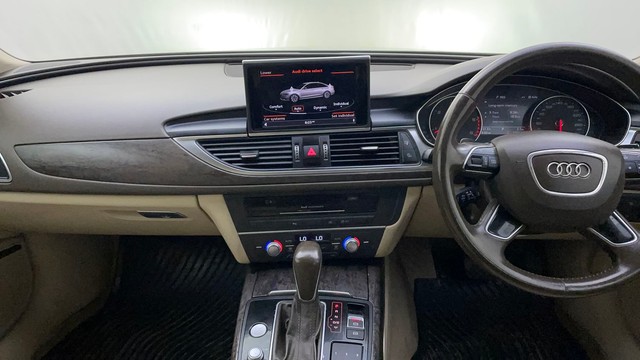 Second-hand 2018 Audi A6 35 TFSI Matrix for sale in Ahmedabad-39