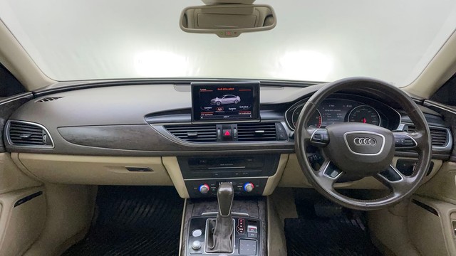 Second-hand 2018 Audi A6 35 TFSI Matrix for sale in Ahmedabad-11