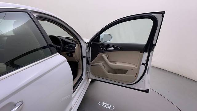 Second-hand 2018 Audi A6 35 TFSI Matrix for sale in Ahmedabad-16