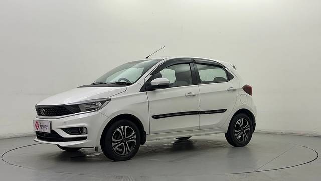 https://images10.gaadi.com/usedcar_image/4543542/original/4316839bda2b78397621ae79548bd969.JPG?imwidth=6400