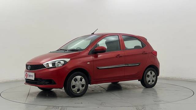 https://images10.gaadi.com/usedcar_image/4543545/original/93034e91b576adeb36748ce88ad11b24.JPG?imwidth=6400