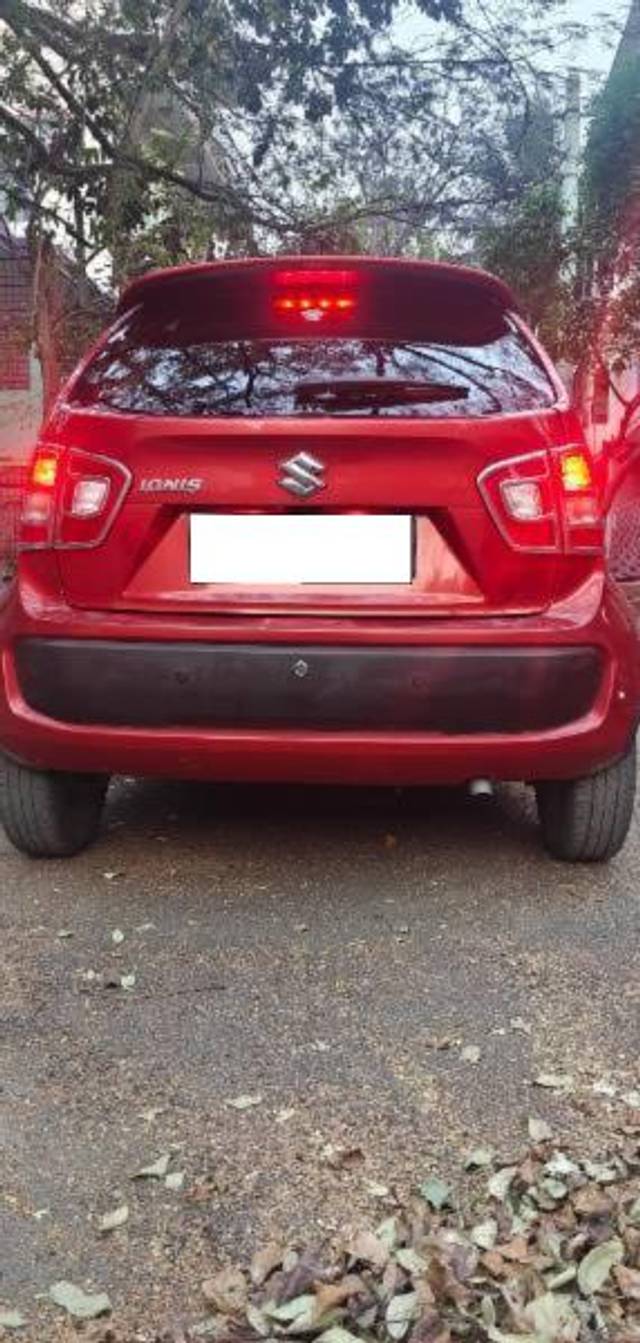 https://images10.gaadi.com/usedcar_image/4543569/original/processed_ea152555-bb74-4b3d-af08-66677d2191a1.jpg?imwidth=6402