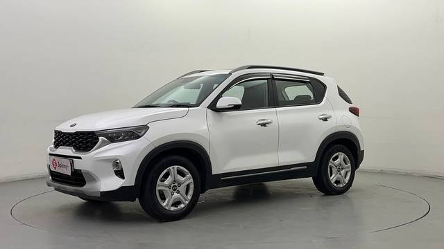 https://images10.gaadi.com/usedcar_image/4543602/original/1210e8c8b0712fd8b66028c1b8278d2d.JPG?imwidth=6400