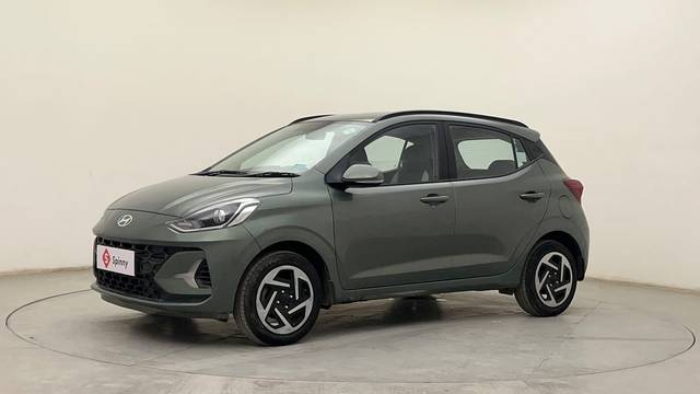 https://images10.gaadi.com/usedcar_image/4543656/original/5468579609ea12da12d7a0b18bb6b5db.JPG?imwidth=6400