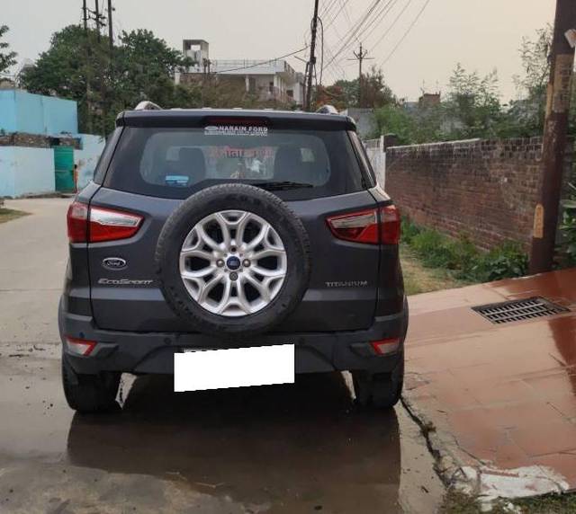 https://images10.gaadi.com/usedcar_image/4543695/original/processed_d4e27c6e-a7f0-448b-8af6-11bbfcd28da0.jpg?imwidth=6401