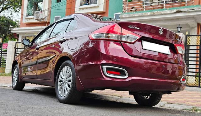 https://images10.gaadi.com/usedcar_image/4543718/original/processed_189ba33f1b70b37879e200e0bc6a97ae.jpg?imwidth=6401