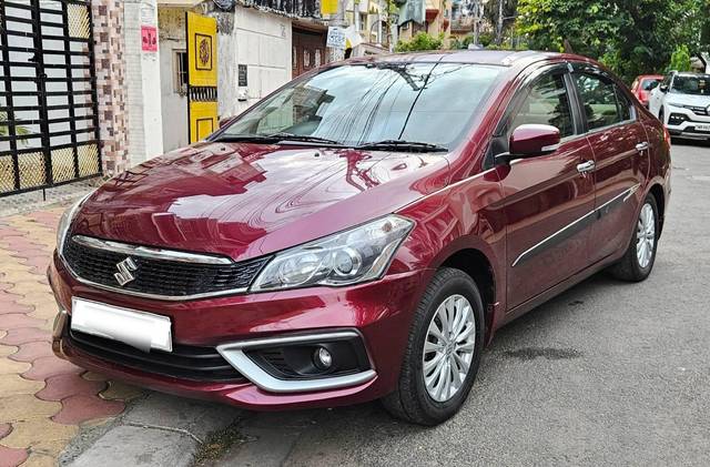 https://images10.gaadi.com/usedcar_image/4543718/original/processed_bc1cc69dbeb43e165e2e6e5d4d879759.jpg?imwidth=6402