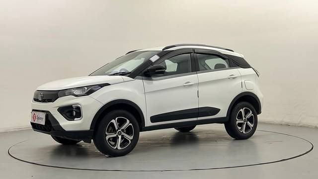 https://images10.gaadi.com/usedcar_image/4543753/original/973bd492f9b19d03c622009955ce29f7.JPG?imwidth=6400