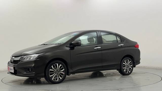 https://images10.gaadi.com/usedcar_image/4543758/original/22528e0c680d13e156c815aeb8dc4931.JPG?imwidth=6400