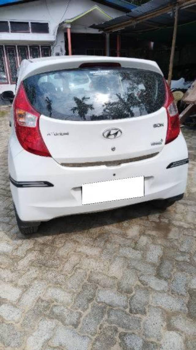 https://images10.gaadi.com/usedcar_image/4543761/original/processed_a6f57723-6adc-48ed-ac3e-daf5463eb74d.jpeg?imwidth=6400