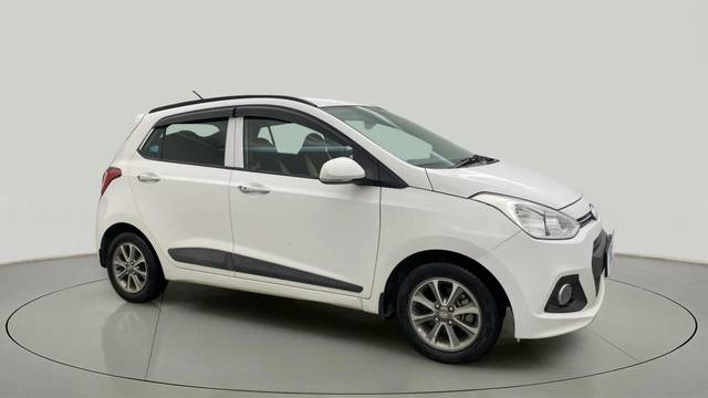 https://images10.gaadi.com/usedcar_image/4543786/original/5ef3f9445861b02b84bdfcc4dbda310b.jpg?imwidth=6400
