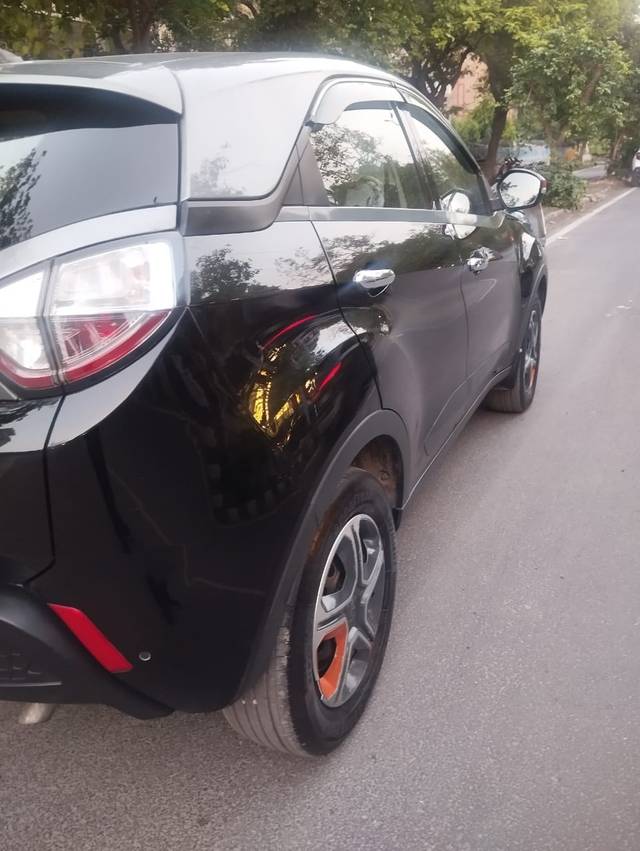 https://images10.gaadi.com/usedcar_image/4543788/original/0c05a99991216d3f979bb6bf873a34fe.jpg?imwidth=6402