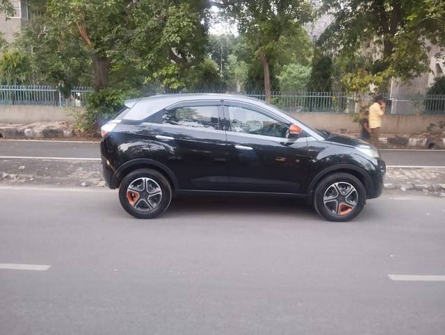 https://images10.gaadi.com/usedcar_image/4543788/original/9ba1884cffe4b1fbebc73757b607e588.jpg?imwidth=6401