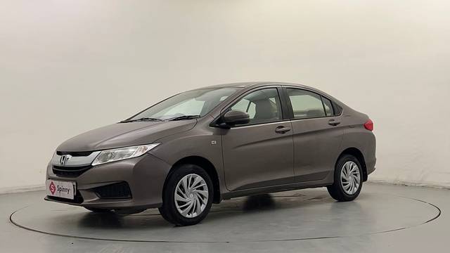 https://images10.gaadi.com/usedcar_image/4543875/original/9a07d92b57d1fc011e40ef938e922d90.JPG?imwidth=6400
