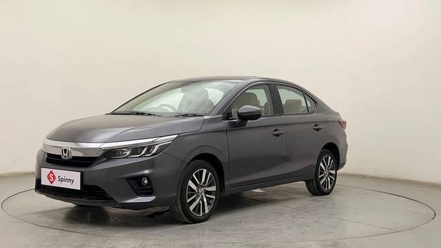 https://images10.gaadi.com/usedcar_image/4543953/original/140261af262746edb92b7de33ddba43c.JPG?imwidth=6400