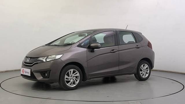 https://images10.gaadi.com/usedcar_image/4543963/original/7efe175669da263f8eb688ab0592eddb.JPG?imwidth=6400