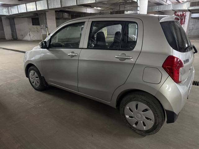 https://images10.gaadi.com/usedcar_image/4544002/original/processed_67f851a3-3d73-41d9-90cd-c9c10bed308a.jpg?imwidth=6402