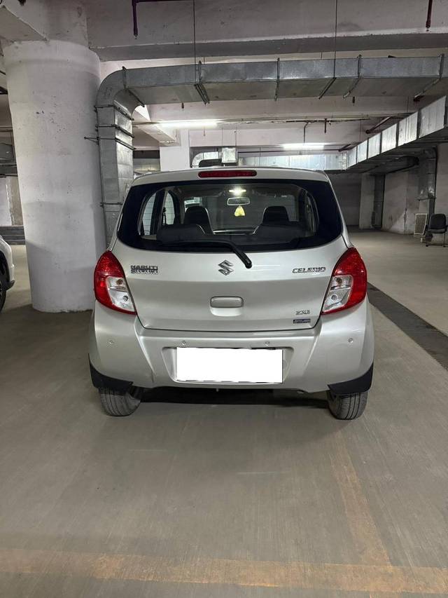 https://images10.gaadi.com/usedcar_image/4544002/original/processed_8eee8f19-da17-4bbd-8e84-ec3b5950da31.jpg?imwidth=6401