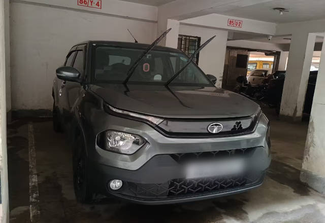 https://images10.gaadi.com/usedcar_image/4544007/original/bfeab99a-ddde-4f93-84b2-61ad7cea553c.?imwidth=6402