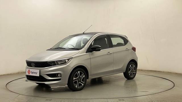 https://images10.gaadi.com/usedcar_image/4544013/original/3c640035b95d40ac0b3ebe2e1578f386.JPG?imwidth=6400