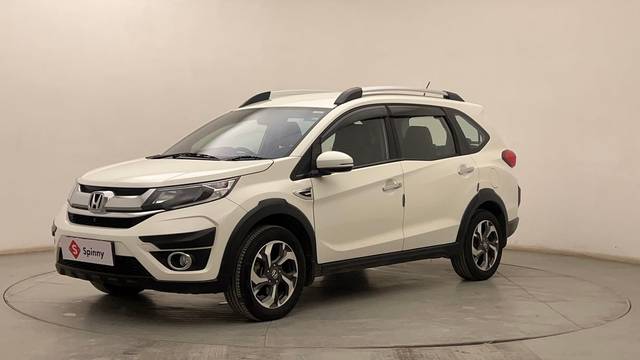 https://images10.gaadi.com/usedcar_image/4544018/original/2093f4b3b4c4564c3a7e2d70987ab2bf.JPG?imwidth=6400