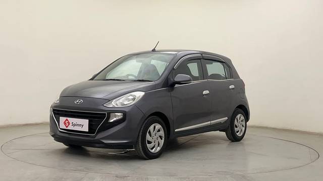 https://images10.gaadi.com/usedcar_image/4544026/original/f258c44d6f4d387f0bec1d89e94fb4ce.JPG?imwidth=6400