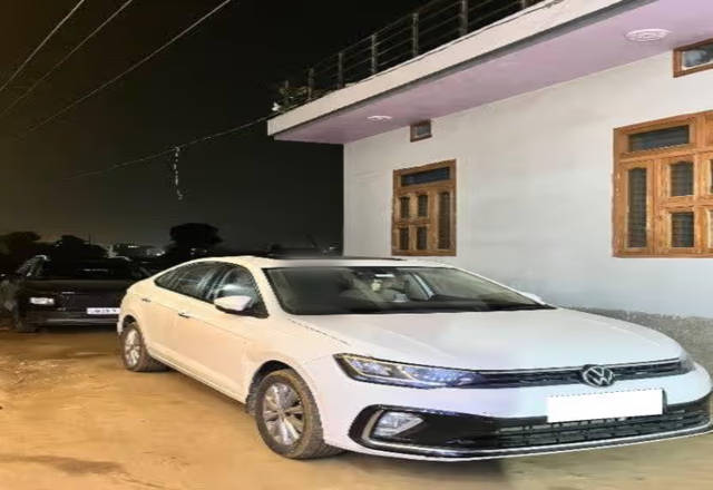 https://images10.gaadi.com/usedcar_image/4544031/original/71d1c2cb-2a10-4b63-b199-a3aba4d53800.?imwidth=6400