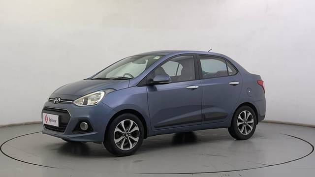 https://images10.gaadi.com/usedcar_image/4544033/original/7234a4a4380410c1d1f4761c6fa8e653.JPG?imwidth=6400