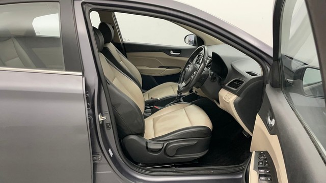 Second-hand 2019 Hyundai Verna 1.6 SX VTVT AT for sale in Jaipur-15