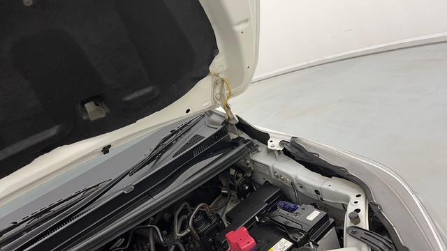 Second-hand 2022 Toyota Innova Crysta 2.7 ZX 7 STR AT for sale in Lucknow-33