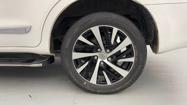 Second-hand 2022 Toyota Innova Crysta 2.7 ZX 7 STR AT for sale in Lucknow-19