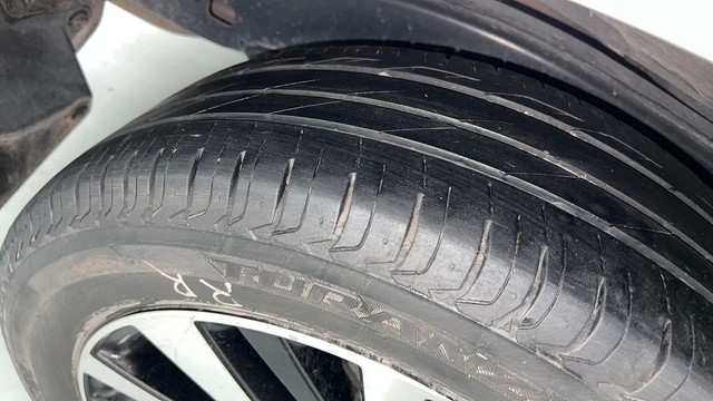 Second-hand 2022 Toyota Innova Crysta 2.7 ZX 7 STR AT for sale in Lucknow-32