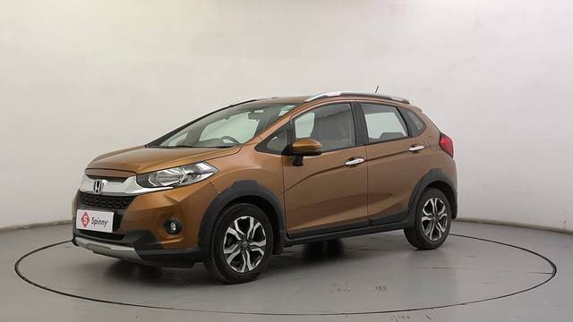 https://images10.gaadi.com/usedcar_image/4544101/original/54208dca4c1976fcbee218660aee723c.JPG?imwidth=6400