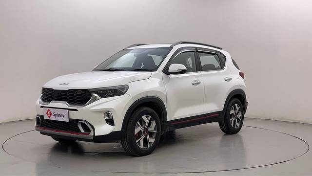 https://images10.gaadi.com/usedcar_image/4544107/original/ca3d76125d29011e34ba7f86c039afb5.JPG?imwidth=6400