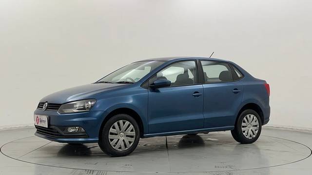 https://images10.gaadi.com/usedcar_image/4544125/original/f866a2d189fb9a4414055b91cfbbc9b9.JPG?imwidth=6400
