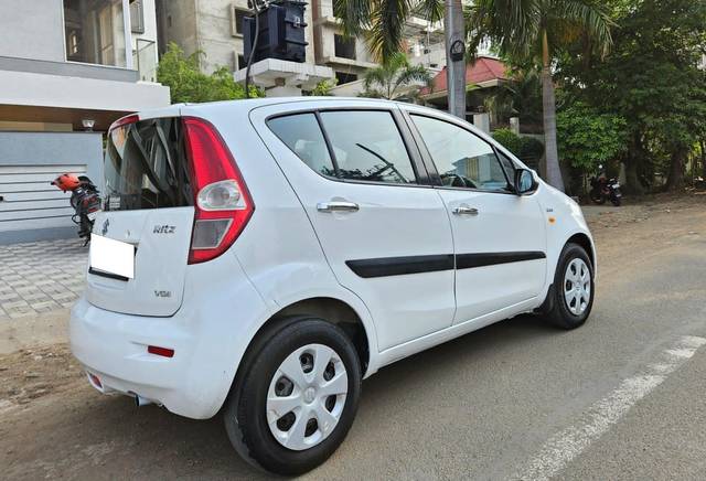 https://images10.gaadi.com/usedcar_image/4544133/original/processed_a47816ba9620981edf67b60a012445c3.jpg?imwidth=6402