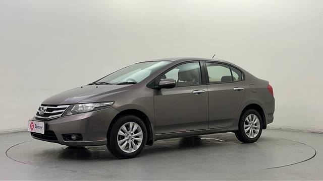 https://images10.gaadi.com/usedcar_image/4544148/original/584ebf1140c25d19867702be5694fa66.JPG?imwidth=6400