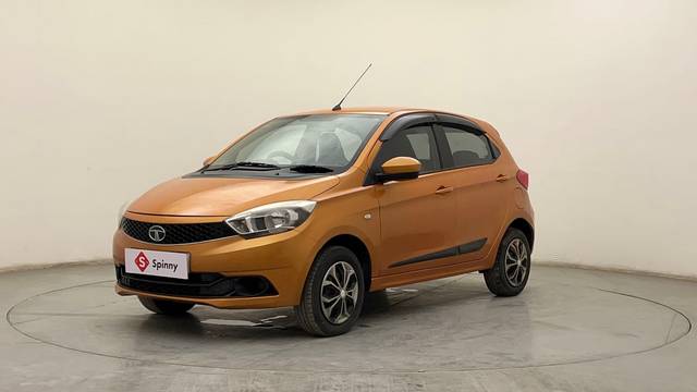 https://images10.gaadi.com/usedcar_image/4544214/original/f5ee1c6beb06a47993744ffcc393fbeb.JPG?imwidth=6400