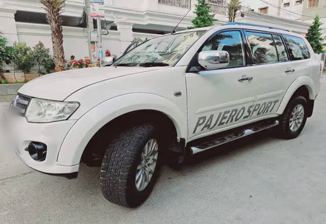 https://images10.gaadi.com/usedcar_image/4544234/original/982e33c9-1776-478d-9efb-beaefeb7465e.?imwidth=6400