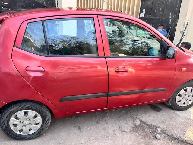 https://images10.gaadi.com/usedcar_image/4544276/original/processed_4af082b69085199111e78c4d06a0314f.jpeg?imwidth=6402
